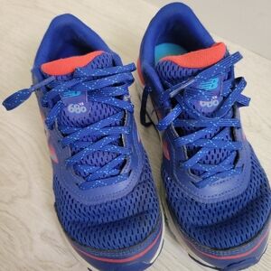 New Balance Kids' Sneakers Size 2 US Wide VGUC